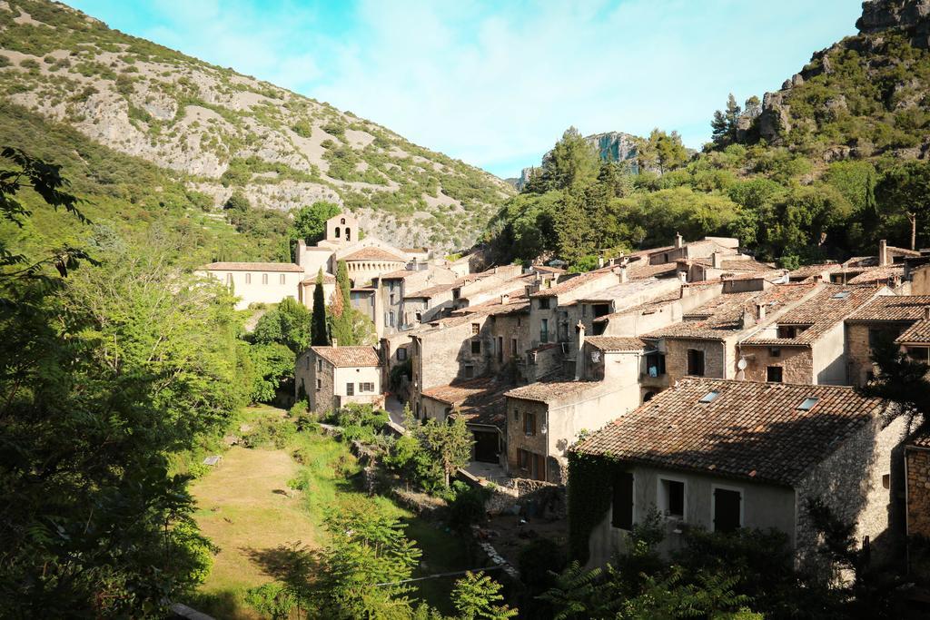 Gite Marceline Saint-Guilhem-le-Desert Kültér fotó