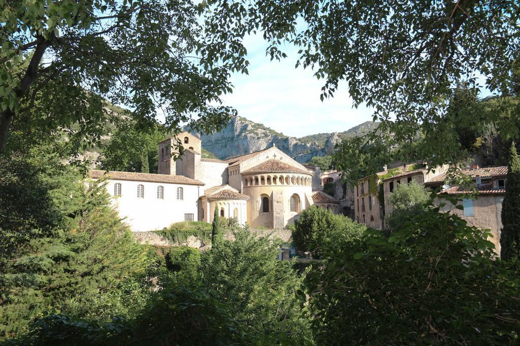 Gite Marceline Saint-Guilhem-le-Desert Kültér fotó